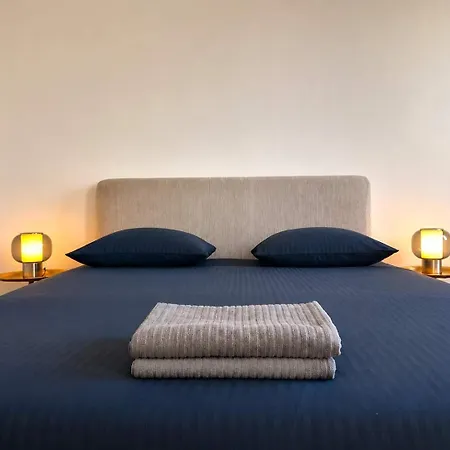 10 Spacious 2 Bedroom With Netflix Apartment